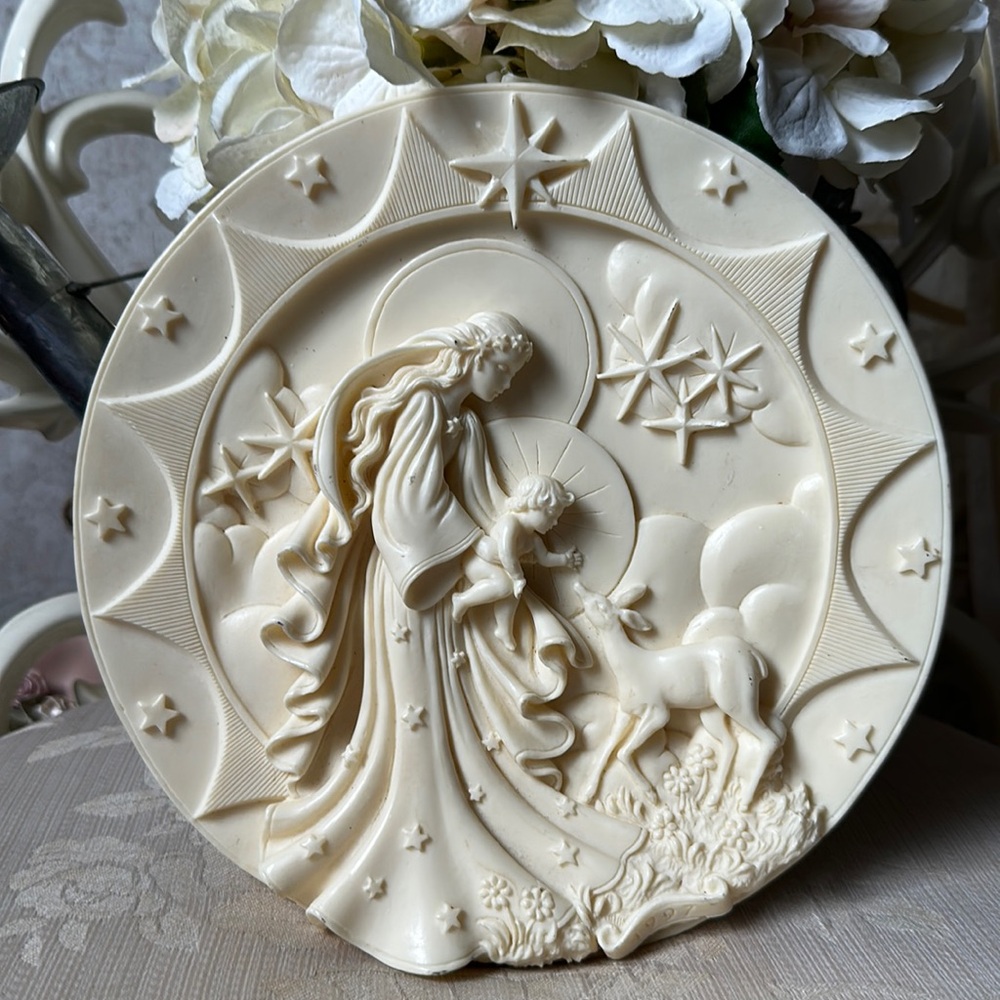 AMORE GENTILE-GENTLE LOVE-collector’s edition CHRISTMAS PLATES 1997 (breakable)